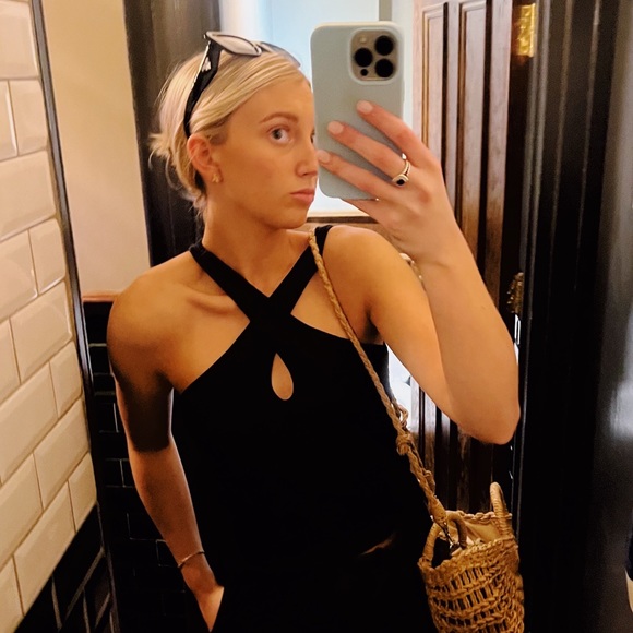annaoliverr